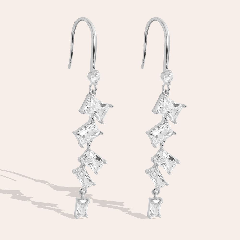 5.5cm viele Zirkonia Vergoldete Ohrringe